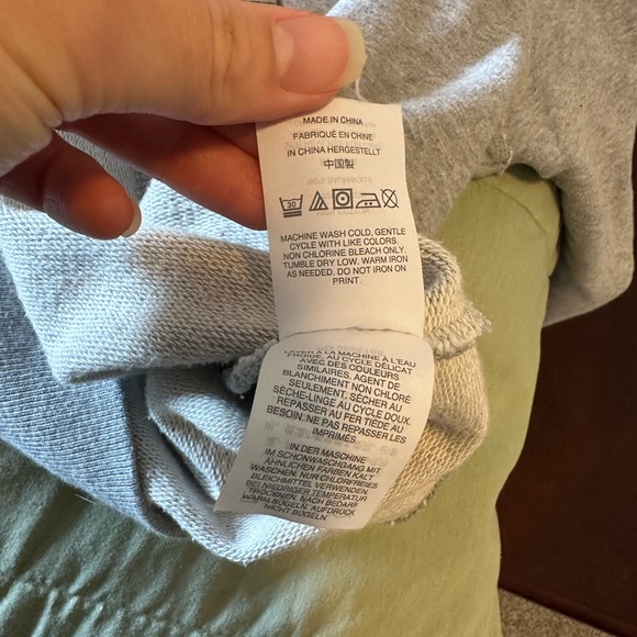 ✨J CREW Crew Neck Sweatshirt with Colors in French Women’s Size Medium [M]✨ - Picture 6 of 9